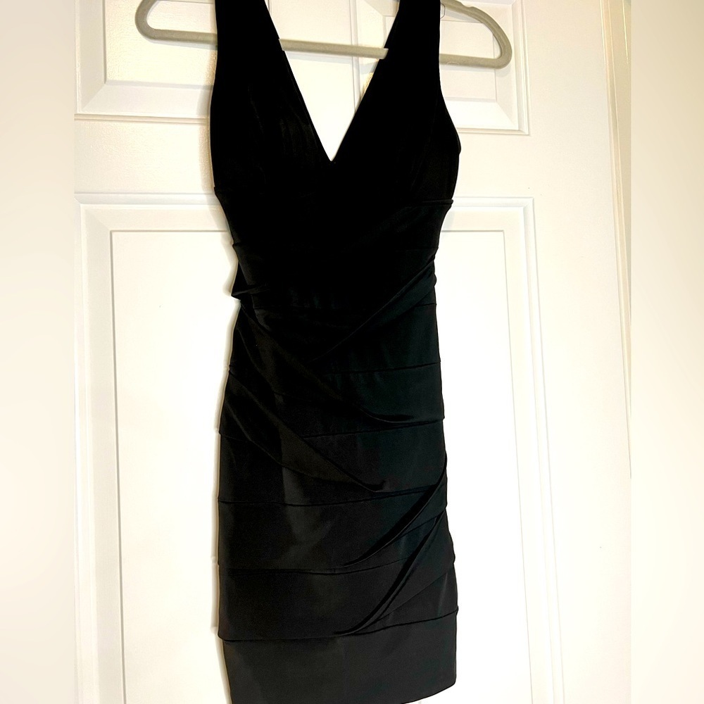 XS Black Drees NWOT